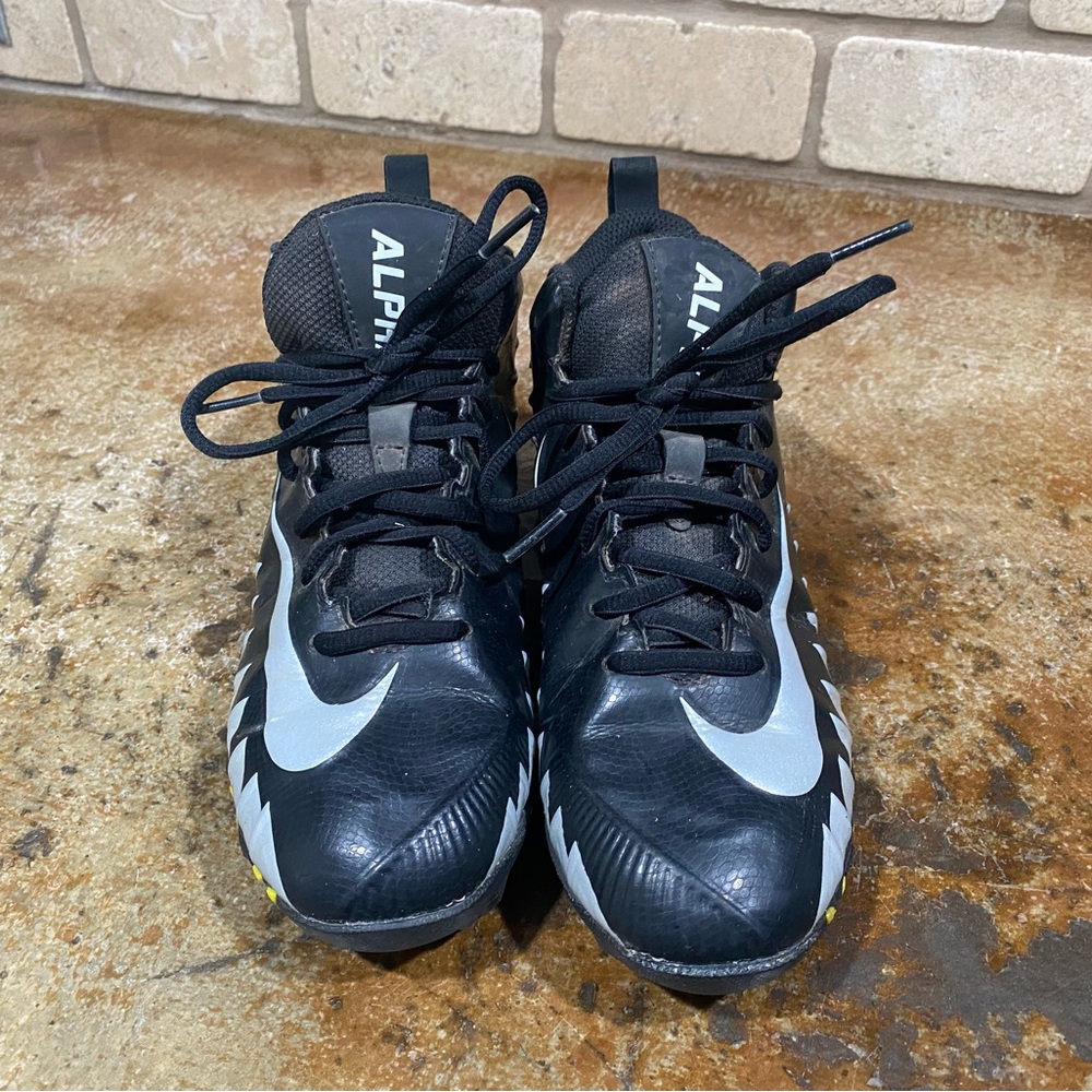 Gently worn Nike alpha football cleats